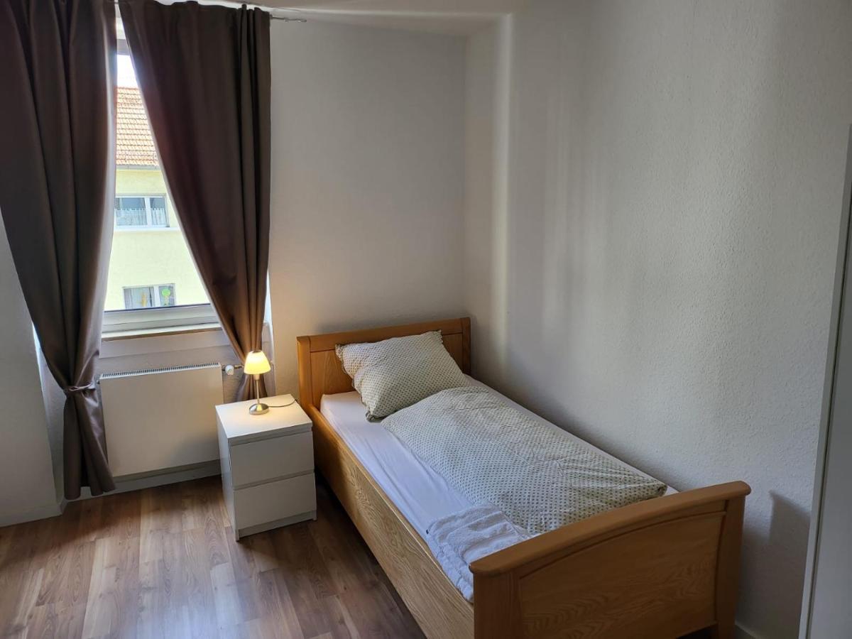 Privatzimmer Im Schlesischen Viertel - Nahe Uniklinik Magonza Esterno foto